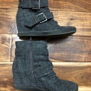 Blowfish gray wedge boots size 8.5